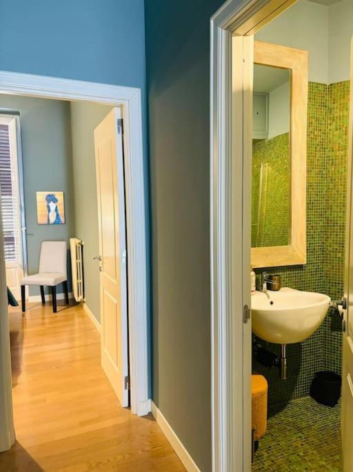 4 Seasons Signorile Apartment Bari Ngoại thất bức ảnh